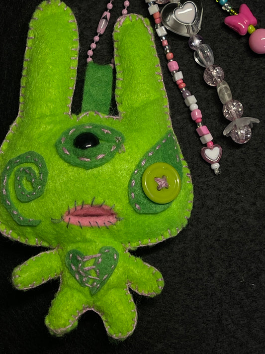 ⋆𐙚₊˚⊹♡ Kreature #001